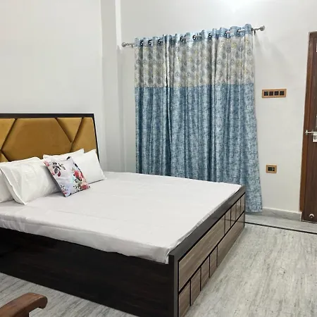 Shri Ram International Home Stay Ayodhya Exterior photo