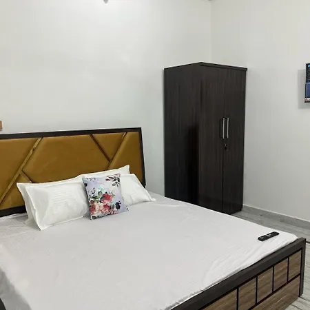 Shri Ram International Home Stay Ayodhya Exterior photo